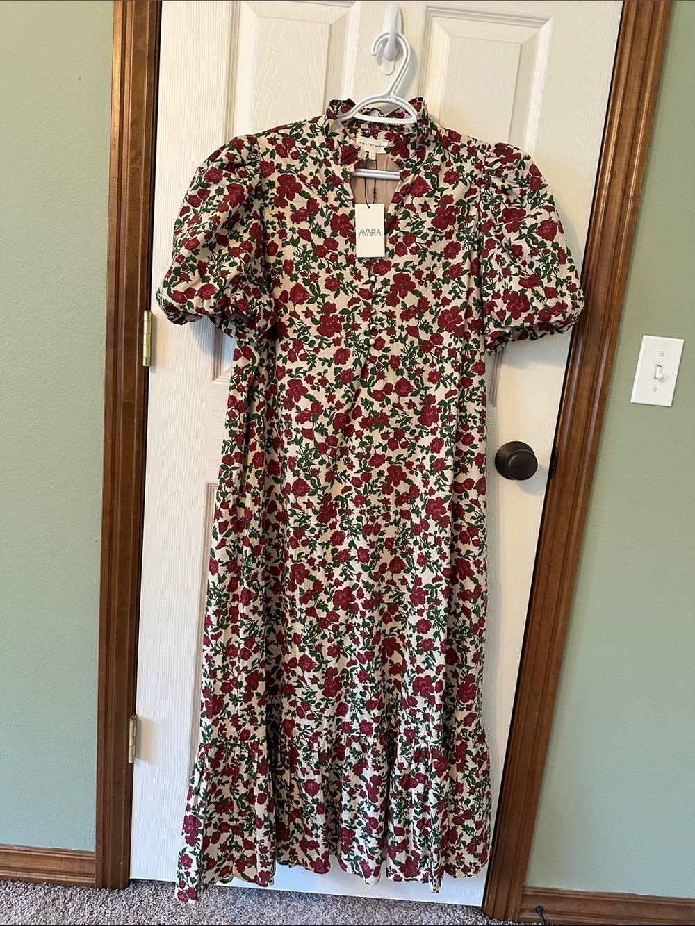 Women’s Floral Puff-Sleeve Maxi Dress in Red and Green